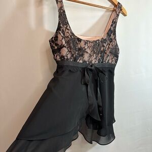 Bandolino Womens Size 4 Blouse Asymmetrical Hem Fairly Lace Trim Top Ribbon Bow